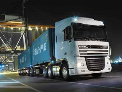 Container loading services at sea ports